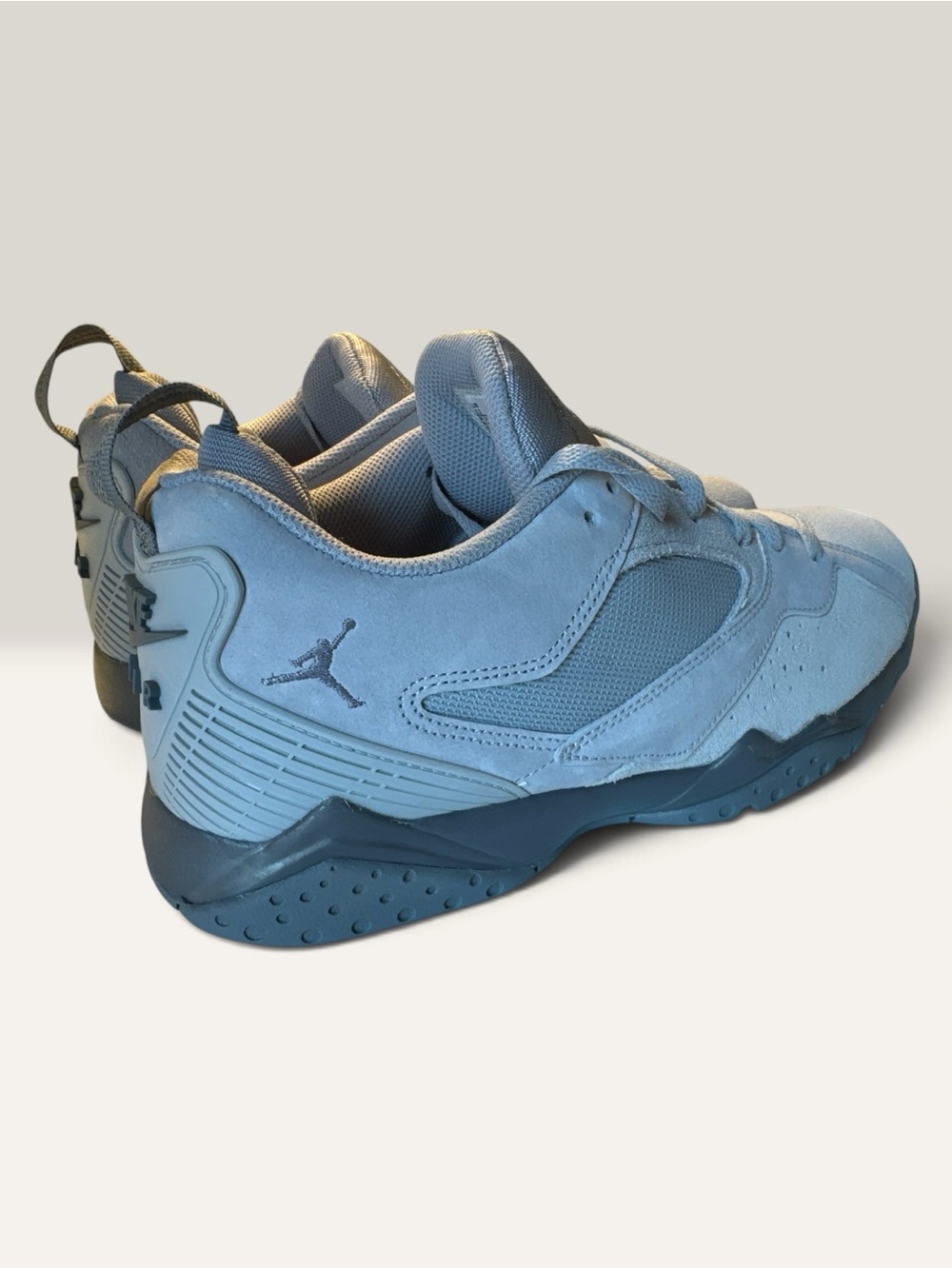 Jordan Men's Low-Top Sneakers in Light Gray-Blue